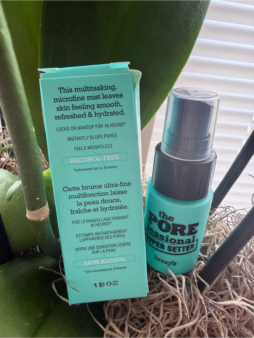 Benefit The POREfessional Super Setter Makeup Setting Spray — Turquoise